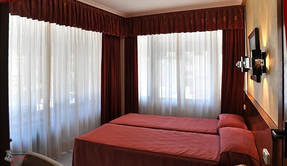 Hotel Aragon サラマンカ エクステリア 写真